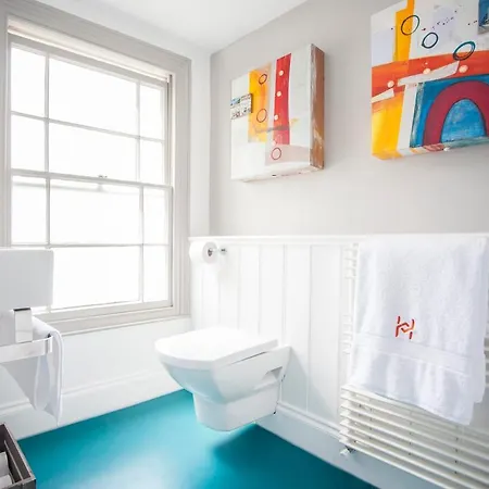 Higgihaus #46 2-4 Bed Small Groups Hip Location Sleeps 4 - 10 Дом отдыха